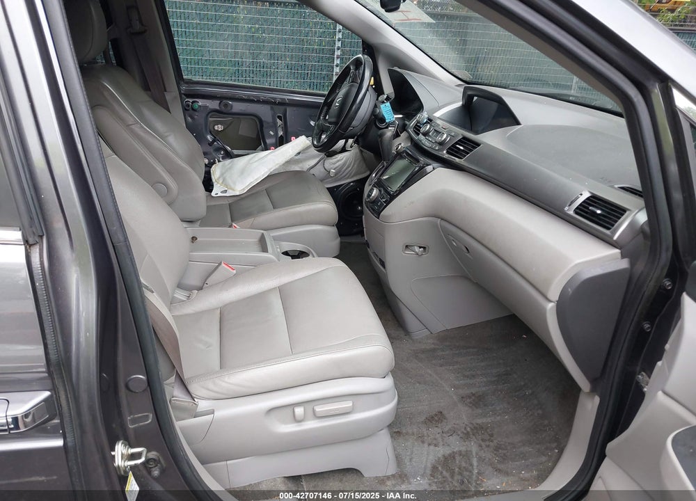 2016 HONDA ODYSSEY EX-L VIN: 5FNRL5H65GB050151
