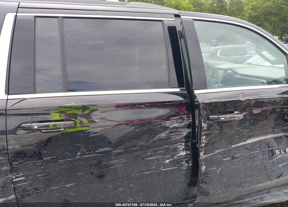 2018 CHEVROLET SUBURBAN VIN: 1GNSKHKC3JR156272