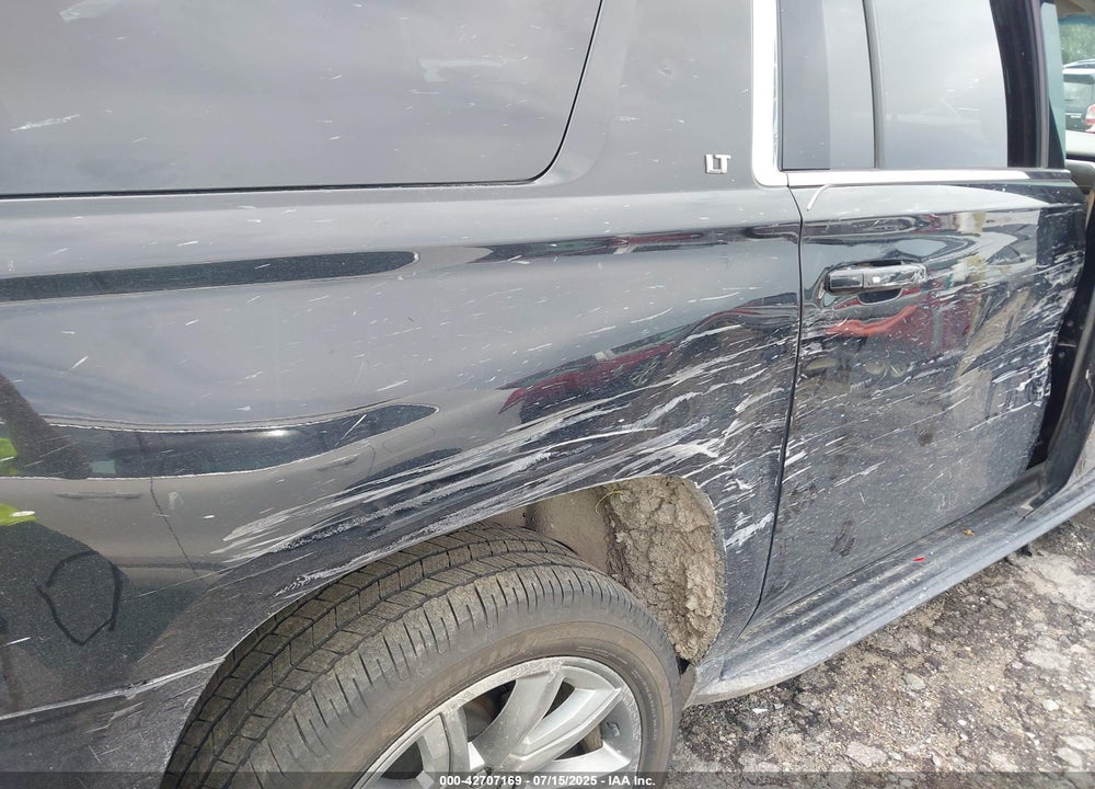 2018 CHEVROLET SUBURBAN VIN: 1GNSKHKC3JR156272