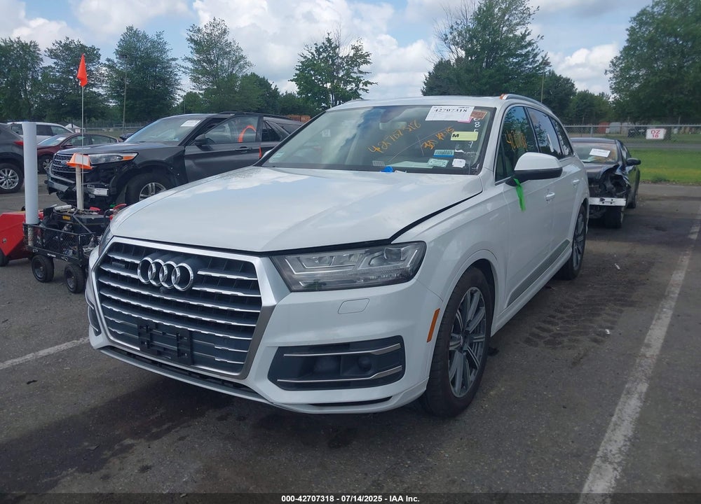 2017 AUDI Q7 VIN: WA1VAAF74HD008517