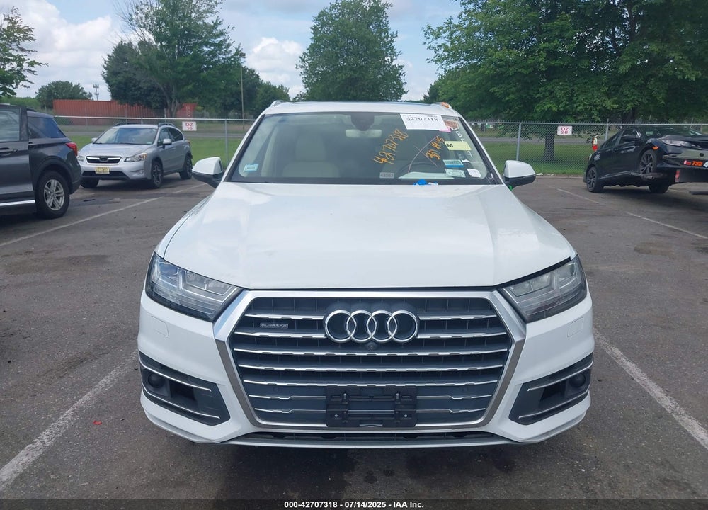 2017 AUDI Q7 VIN: WA1VAAF74HD008517