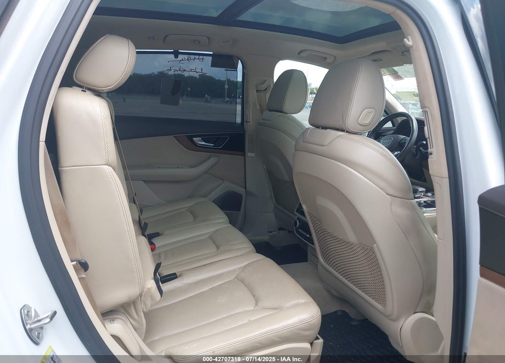2017 AUDI Q7 VIN: WA1VAAF74HD008517