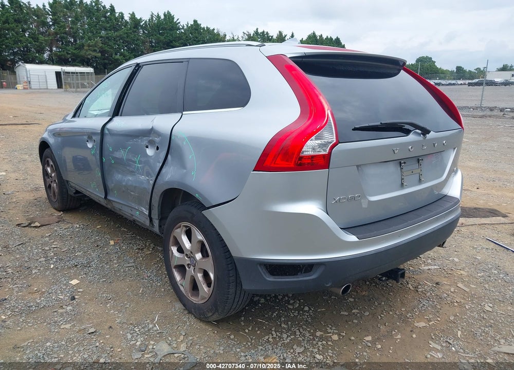 2012 VOLVO XC60 VIN: YV4902DZ2C2292882