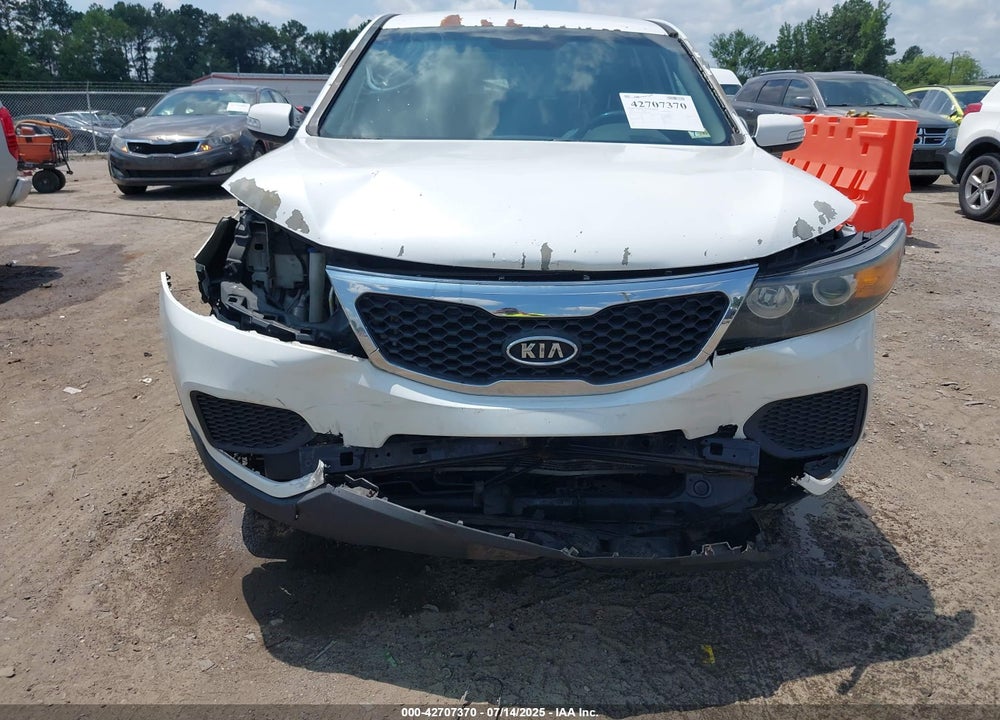 2013 KIA SORENTO VIN: 5XYKTCA6XDG407943