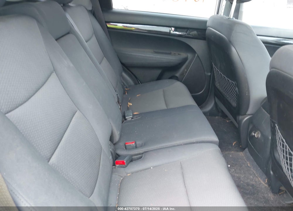 2013 KIA SORENTO VIN: 5XYKTCA6XDG407943