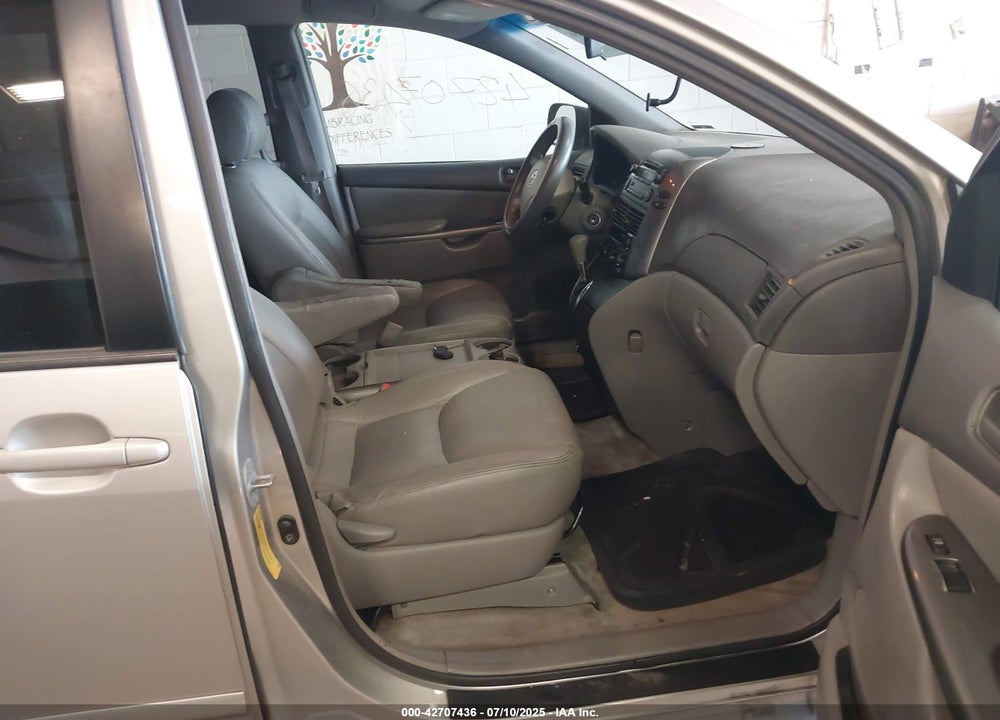 2007 TOYOTA SIENNA LE VIN: 5TDZK23C77S017596