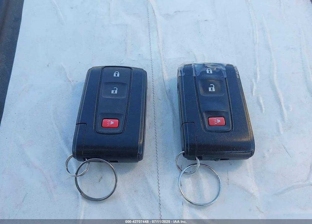 2005 TOYOTA PRIUS VIN: JTDKB20U453027502