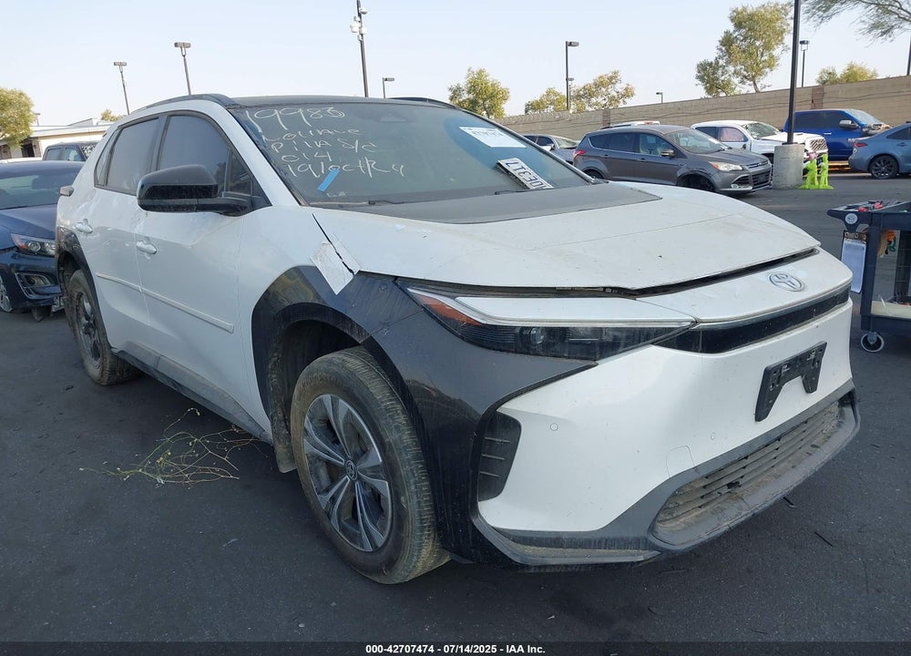 2023 TOYOTA BZ4X XLE VIN: JTMAAAAA9PA017477