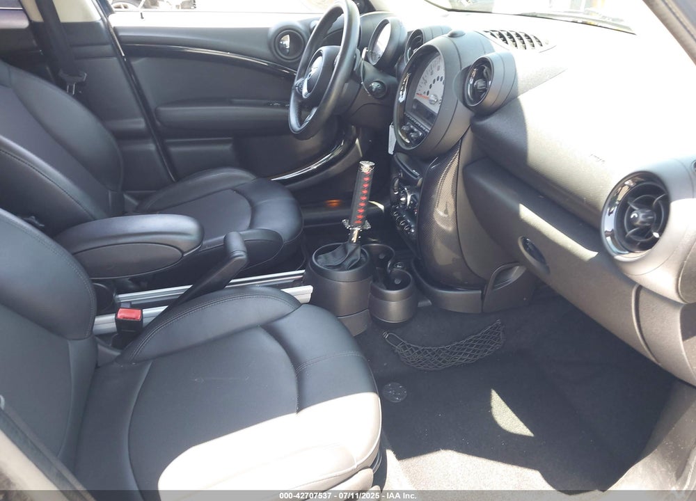 2013 MINI COOPER COUNTRYMAN VIN: WMWZC3C58DWP21061