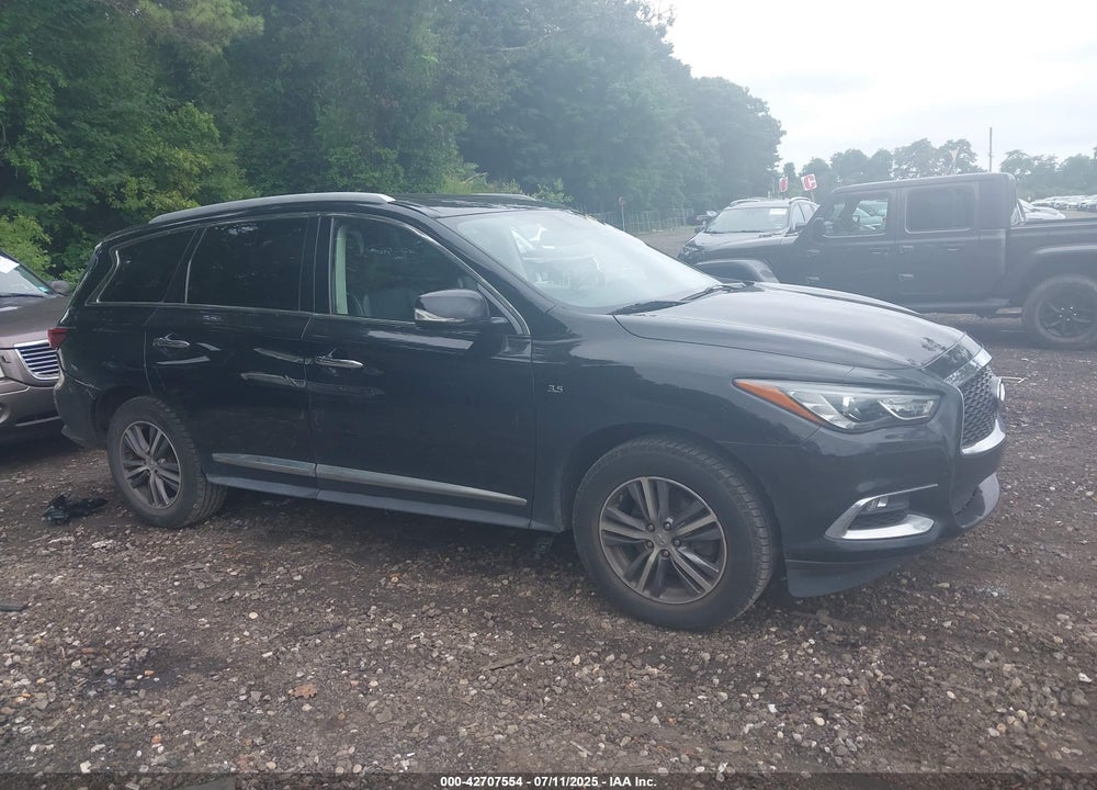2017 INFINITI QX60 VIN: 5N1DL0MM7HC546161