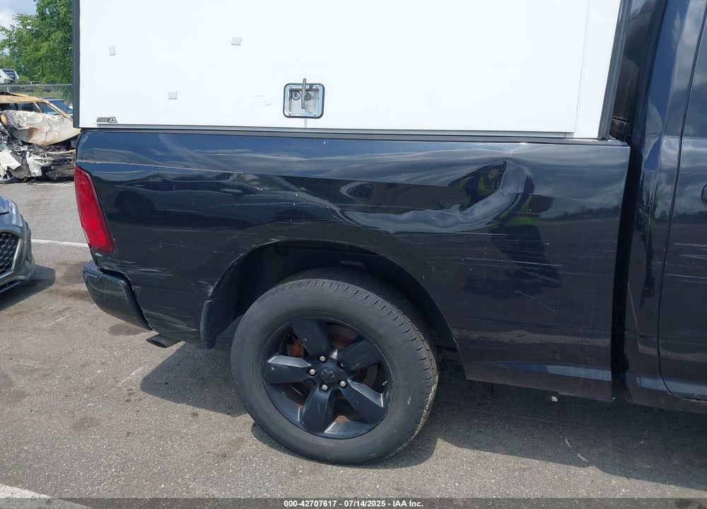 2017 RAM 1500 VIN: 1C6RR7FG9HS857905