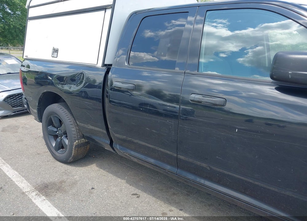 2017 RAM 1500 VIN: 1C6RR7FG9HS857905
