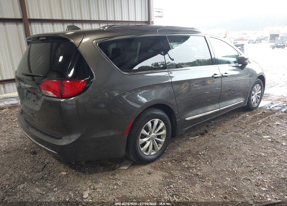 2018 CHRYSLER PACIFICA TOURING L PLUS VIN: 2C4RC1EG6JR291864