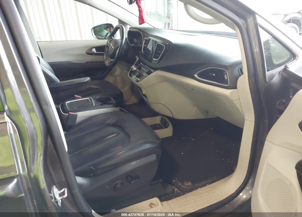 2018 CHRYSLER PACIFICA TOURING L PLUS VIN: 2C4RC1EG6JR291864