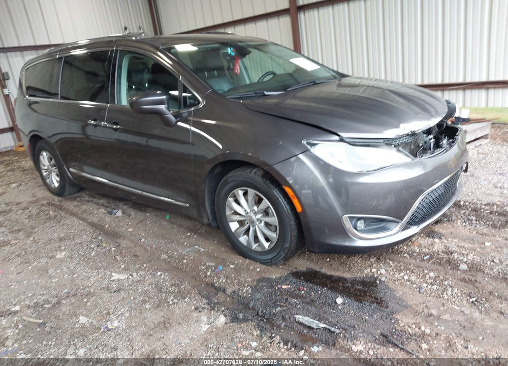 2018 CHRYSLER PACIFICA TOURING L PLUS VIN: 2C4RC1EG6JR291864