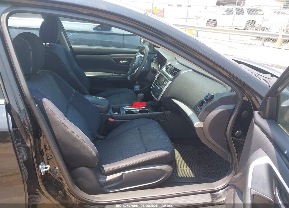 2016 NISSAN ALTIMA VIN: 1N4AL3AP5GC251104