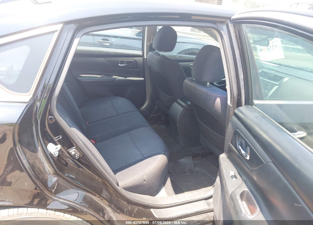 2016 NISSAN ALTIMA VIN: 1N4AL3AP5GC251104