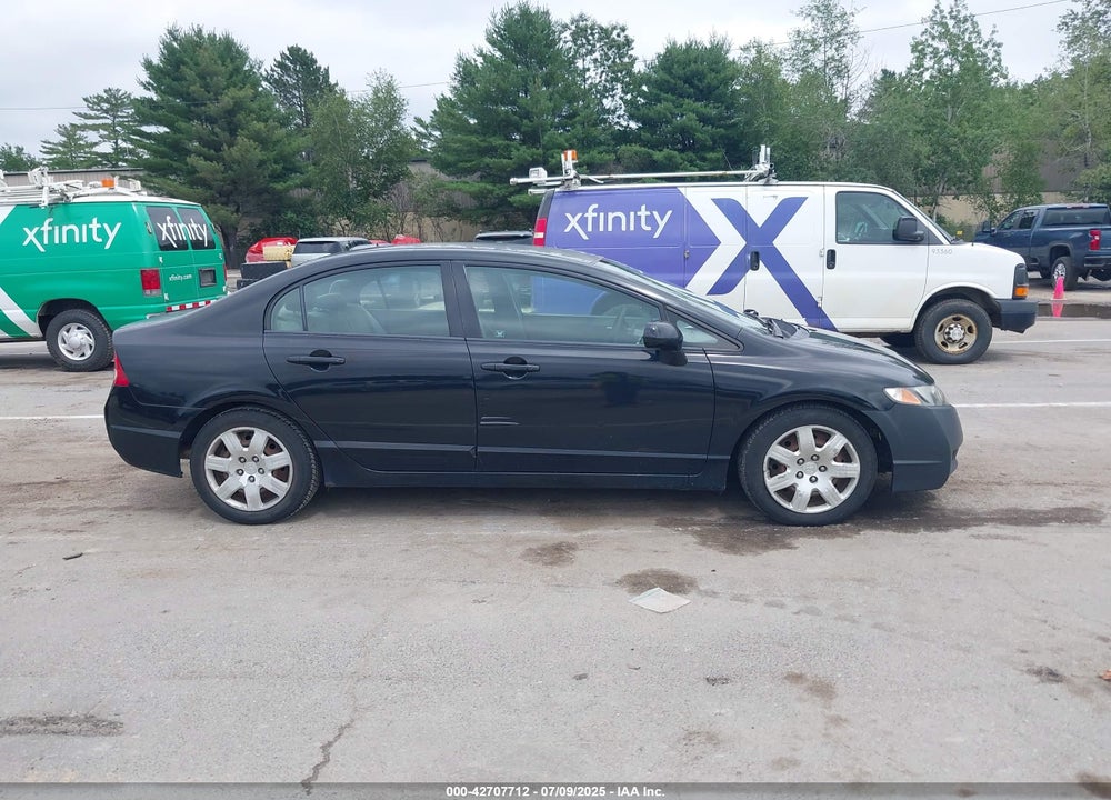 2010 HONDA CIVIC VIN: 2HGFA1F53AH537525