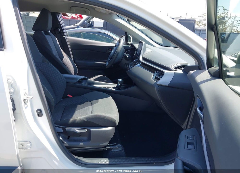 2021 TOYOTA C-HR LE VIN: JTNKHMBX0M1116166