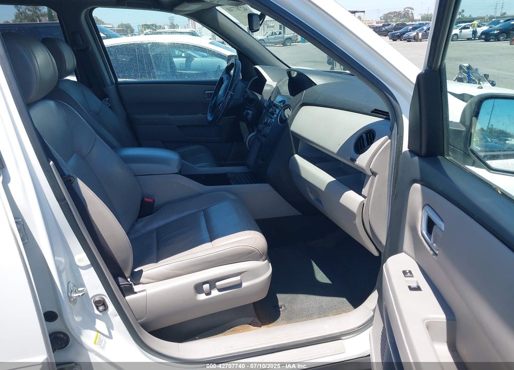 2013 HONDA PILOT VIN: 5FNYF3H54DB012114
