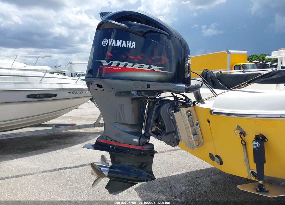 2012 HYDRA-SPORTS BAY BOLT VIN: MHBVUA06F112