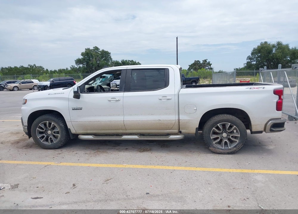 2021 CHEVROLET SILVERADO 1500 4WD SHORT BED LT VIN: 3GCUYDET8MG110462