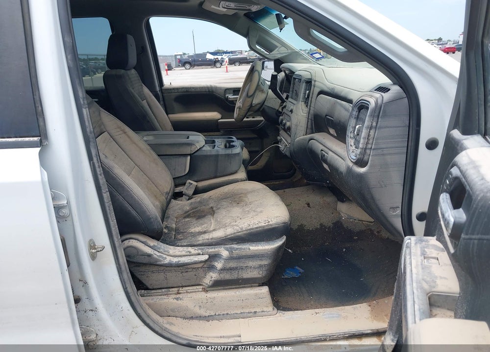2021 CHEVROLET SILVERADO 1500 4WD SHORT BED LT VIN: 3GCUYDET8MG110462