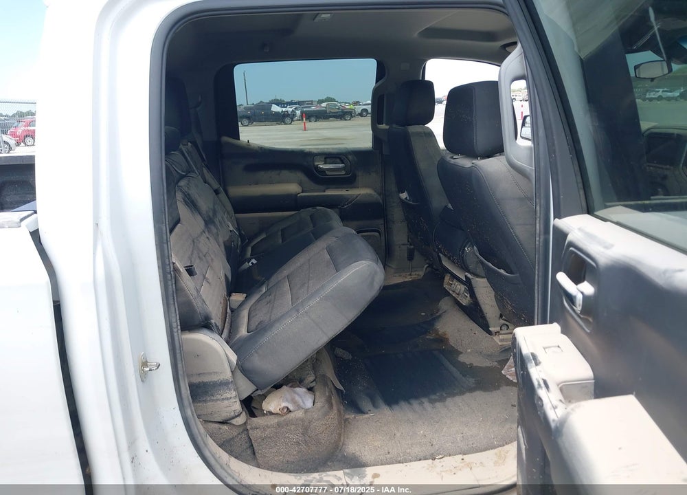 2021 CHEVROLET SILVERADO 1500 4WD SHORT BED LT VIN: 3GCUYDET8MG110462