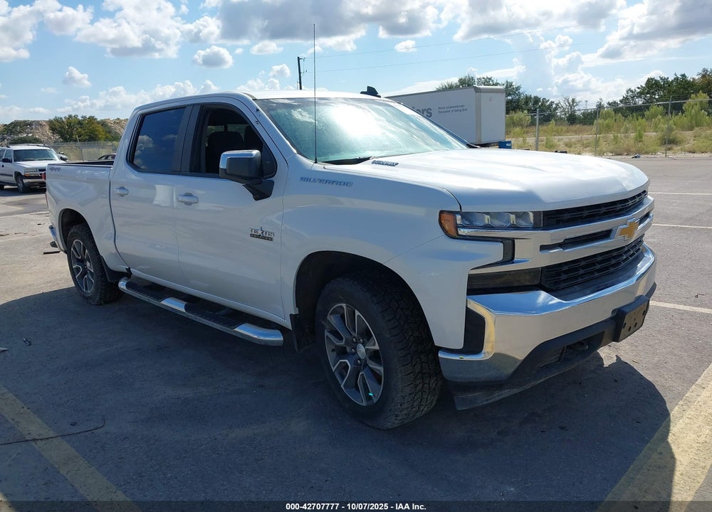 2021 CHEVROLET SILVERADO 1500 4WD SHORT BED LT VIN: 3GCUYDET8MG110462