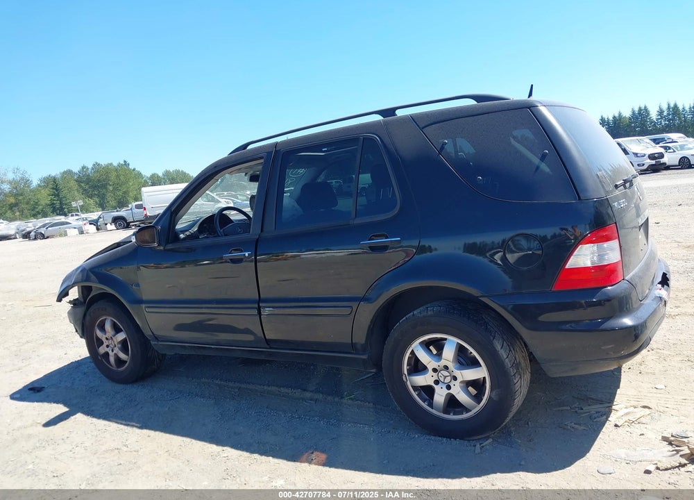 2005 MERCEDES-BENZ ML 500 VIN: 4JGAB75E45A541125