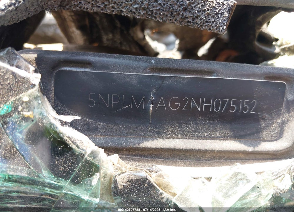 2022 HYUNDAI ELANTRA VIN: 5NPLM4AG2NH075152