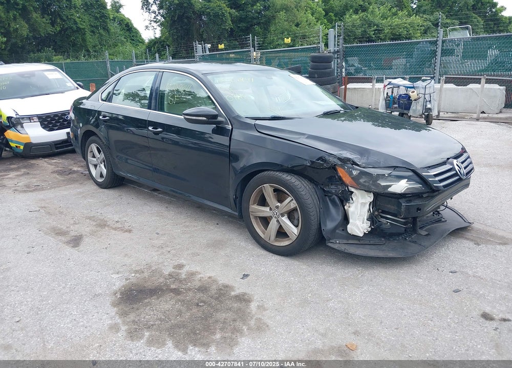 2012 VOLKSWAGEN PASSAT 2.5L SE VIN: 1VWBP7A35CC051838