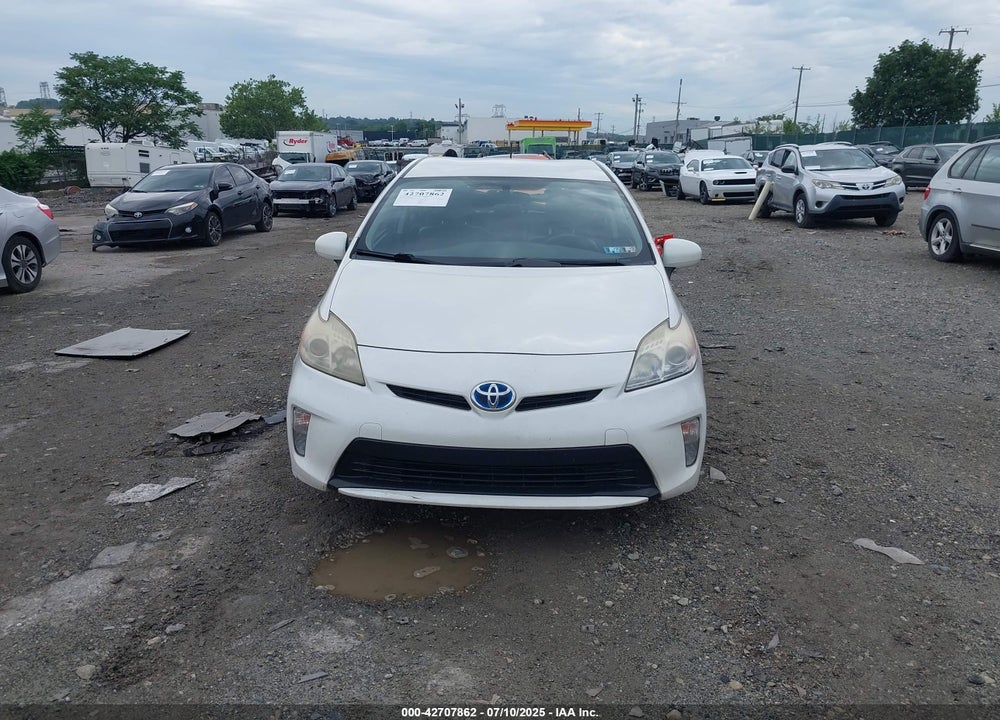 2013 TOYOTA PRIUS VIN: JTDKN3DU7D5588500