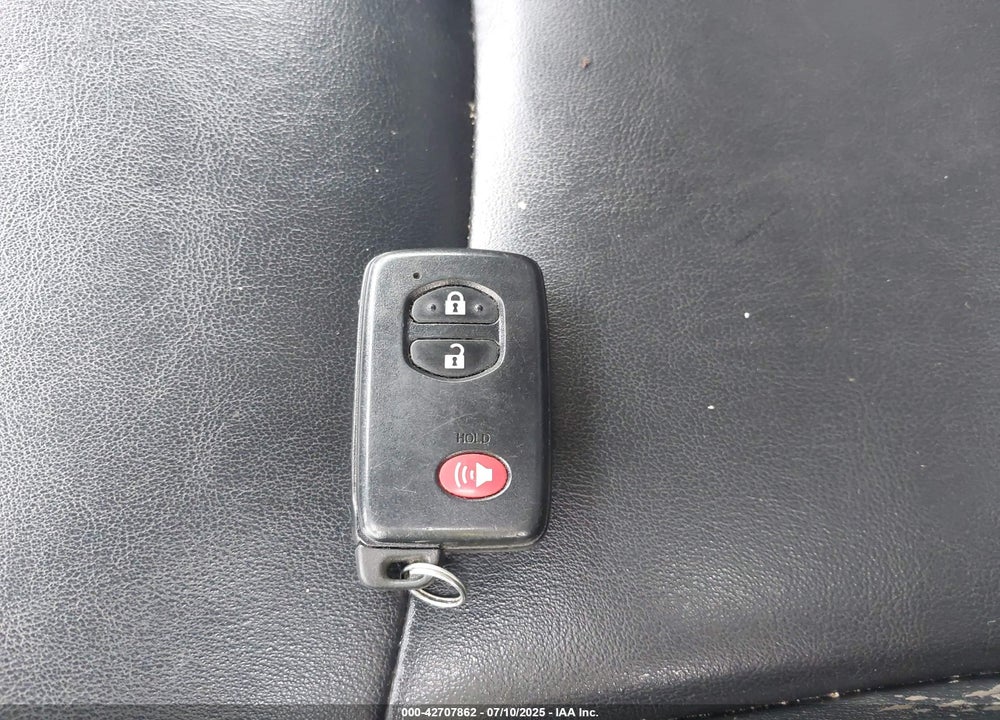 2013 TOYOTA PRIUS VIN: JTDKN3DU7D5588500