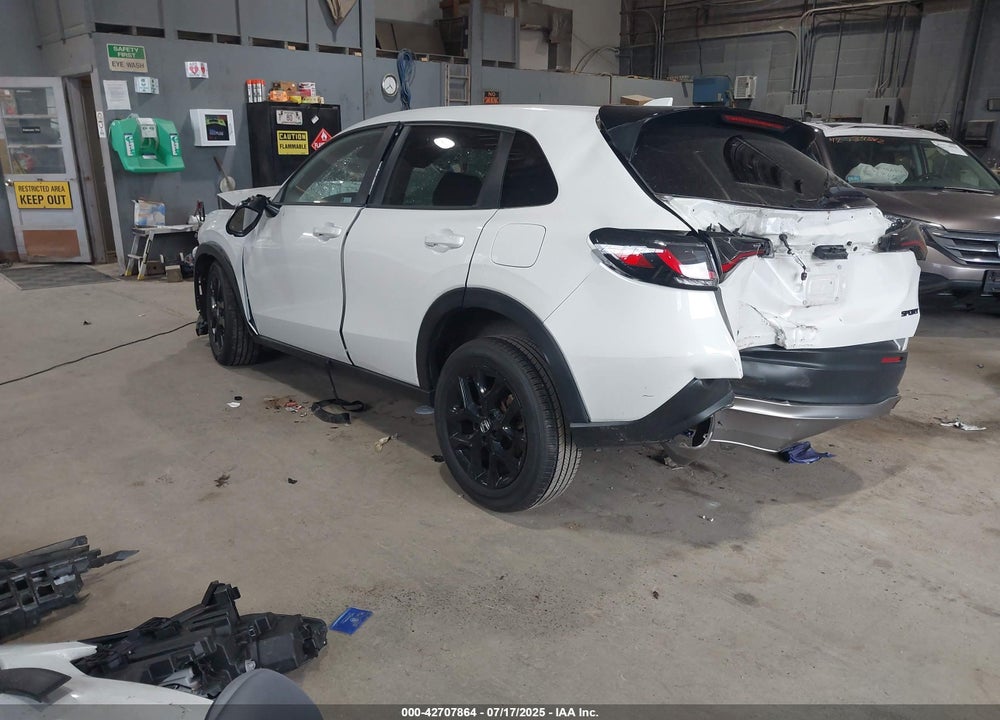 2023 HONDA HR-V VIN: 3CZRZ1H58PM715855