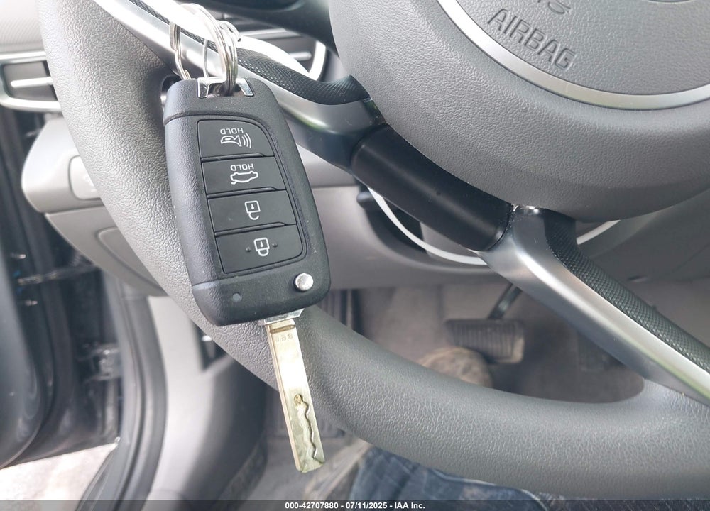 2025 HYUNDAI ELANTRA VIN: KMHLL4DG9SU915424