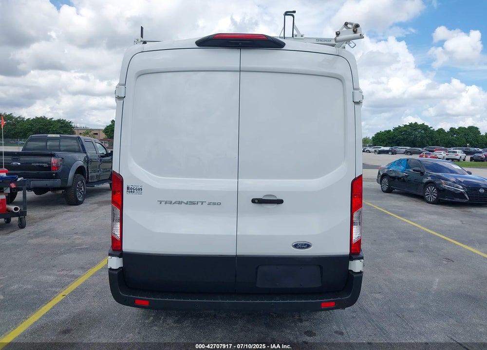 2021 FORD TRANSIT-250 VIN: 1FTBR1C81MKA40300