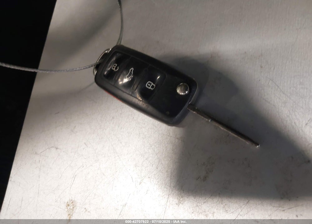 2014 VOLKSWAGEN JETTA VIN: 3VWLL7AJ9EM374323