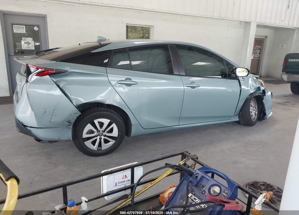 2016 TOYOTA PRIUS VIN: JTDKARFU4G3004839