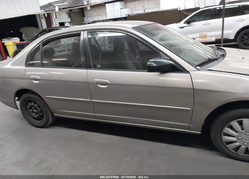 2003 HONDA CIVIC VIN: 2HGES16633H581271