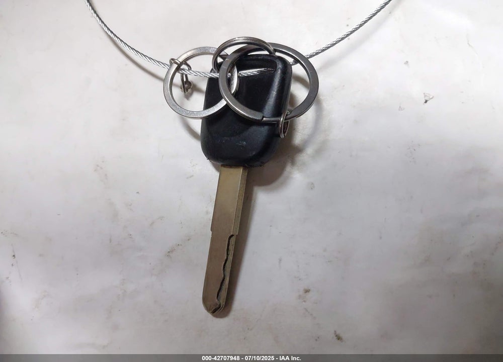 2003 HONDA CIVIC VIN: 2HGES16633H581271