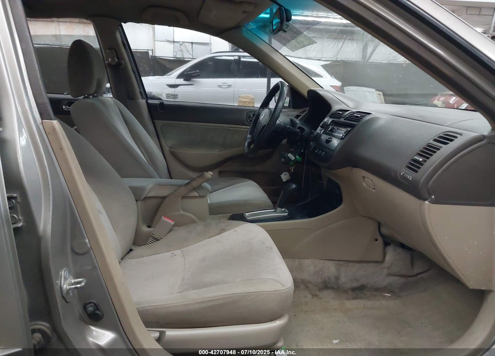 2003 HONDA CIVIC VIN: 2HGES16633H581271