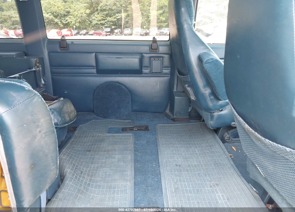 1994 CHEVROLET ASTRO VIN: 1GNDM19Z8RB122546