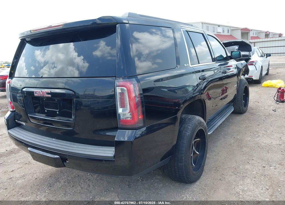 2015 GMC YUKON VIN: 1GKS1AKC7FR714560