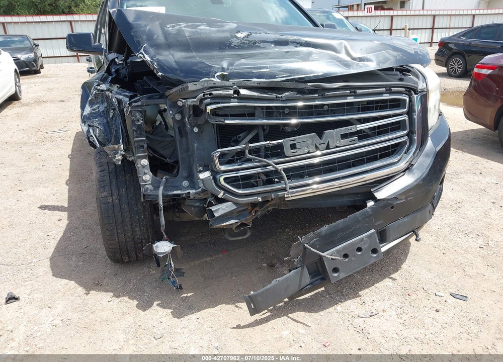 2015 GMC YUKON VIN: 1GKS1AKC7FR714560