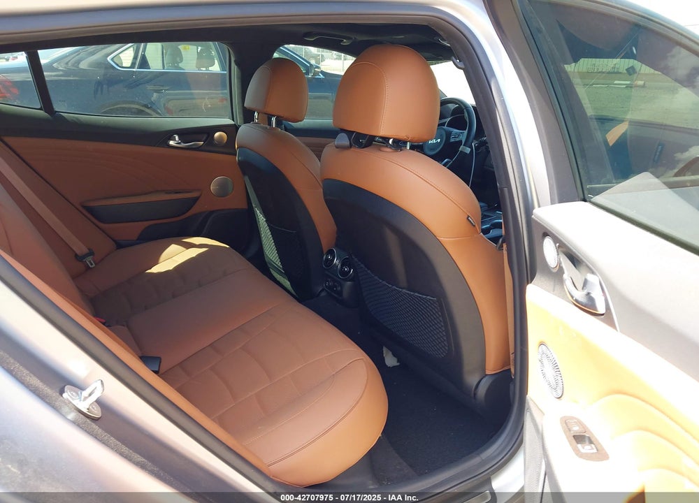 2023 KIA STINGER VIN: KNAE55LC5P6134789
