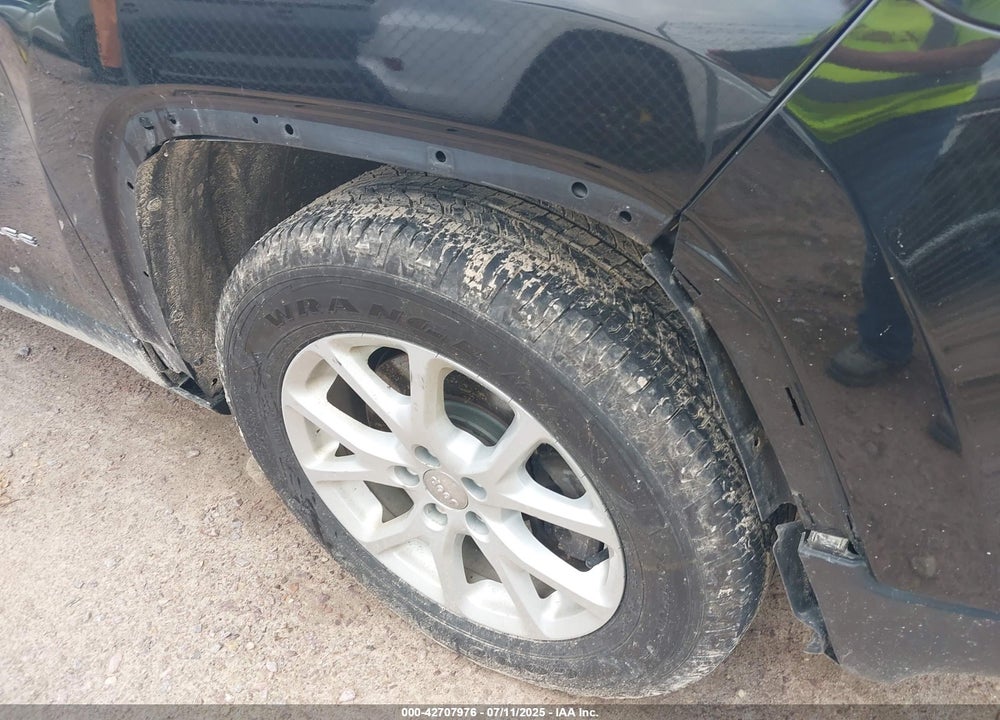 2016 JEEP CHEROKEE VIN: 1C4PJMCB9GW169893