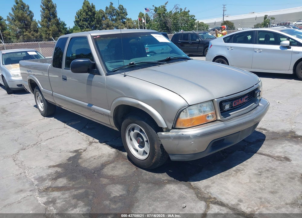 1999 GMC SONOMA SLS VIN: 1GTCS19X7X8506966