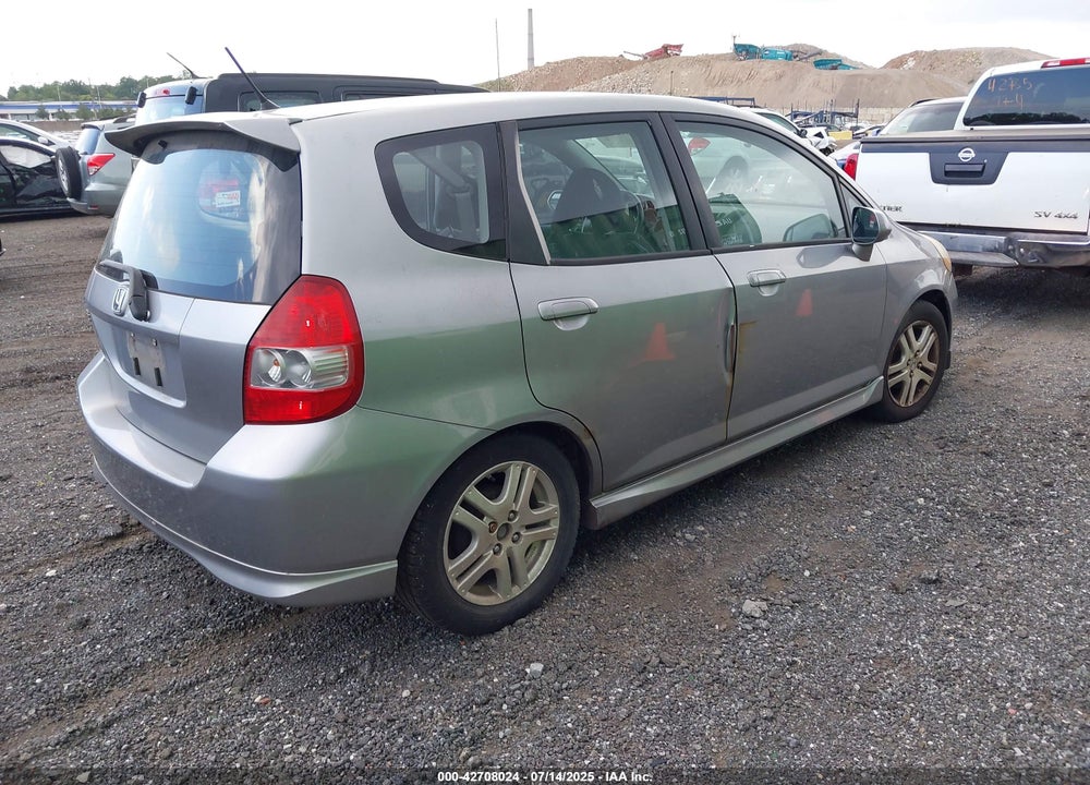 2008 HONDA FIT VIN: JHMGD38678S016515