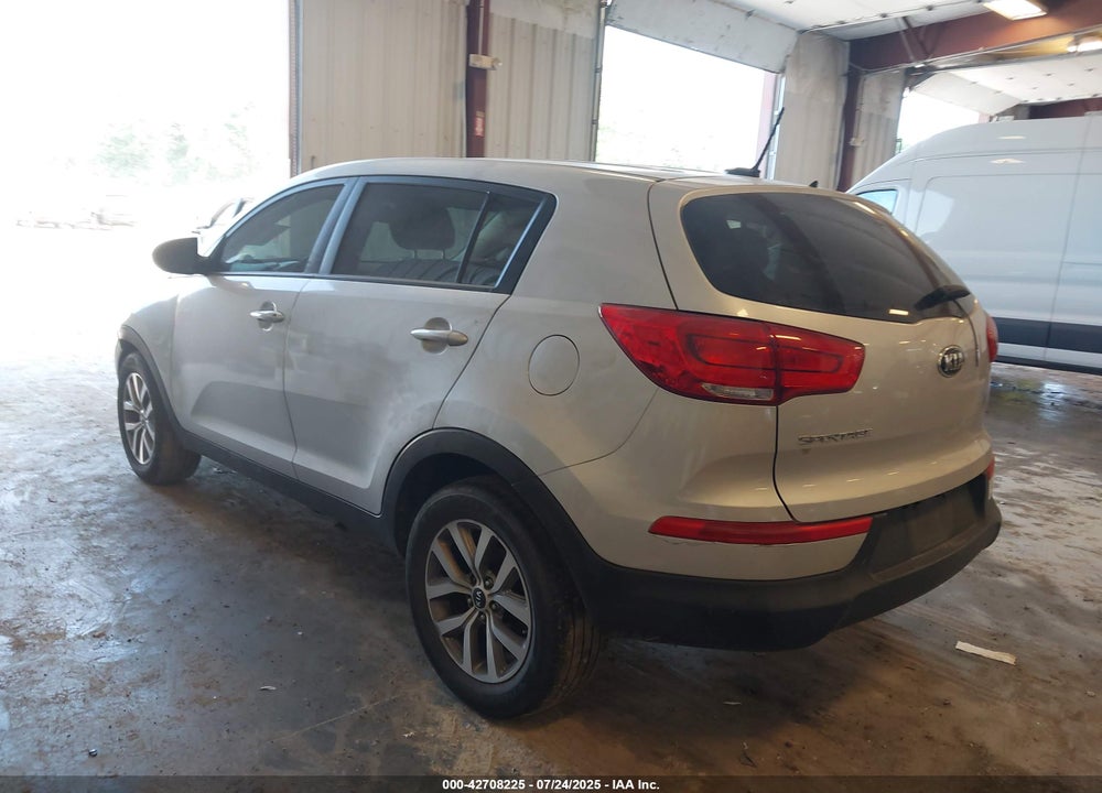 2016 KIA SPORTAGE VIN: KNDPB3AC4G7869396